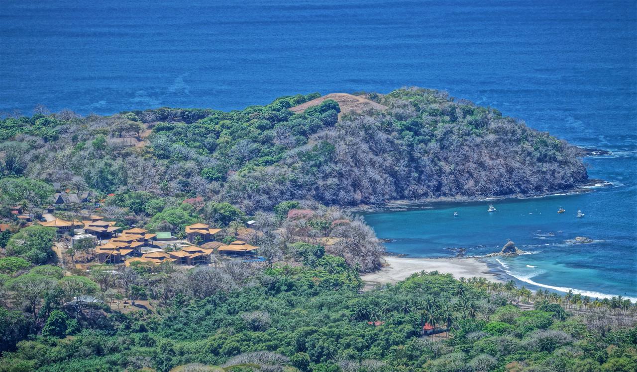 Nammbu Beach Front Bungalows Samara Bagian luar foto