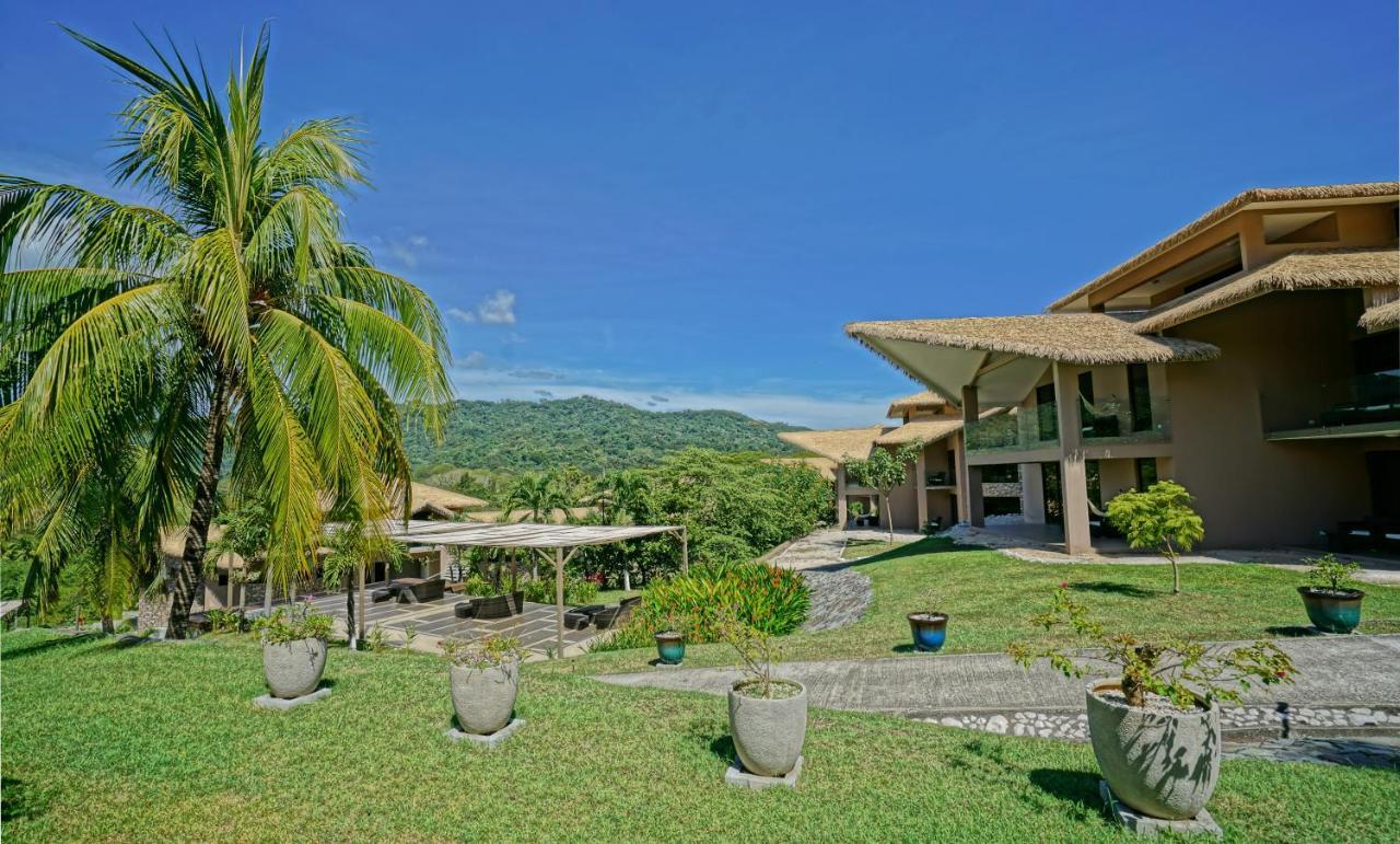 Nammbu Beach Front Bungalows Samara Bagian luar foto